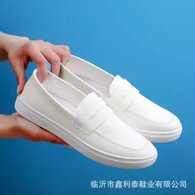 2025 New Nurses Shoes Non-slip Soft-soled Casual Medical Staff Slip-on Leather