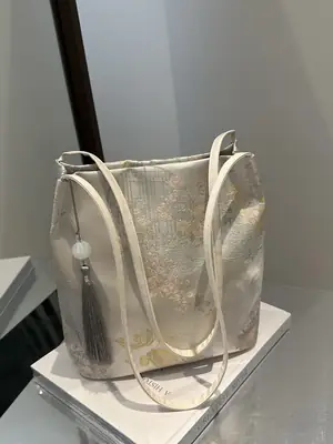 New Chinese Style Embroidered Tote Bag Women 2024