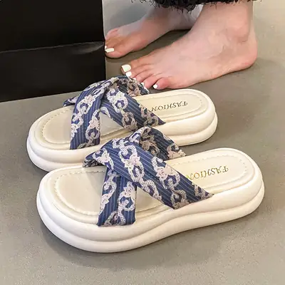 Women's French Style Thick Slippers Summer Wear
