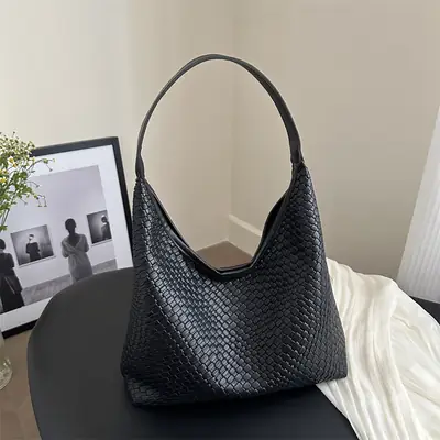 Women's White Woven Shoulder Bag 2024 New Style
