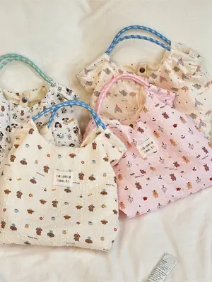 Women's Pink Cartoon Embossed Handbag
