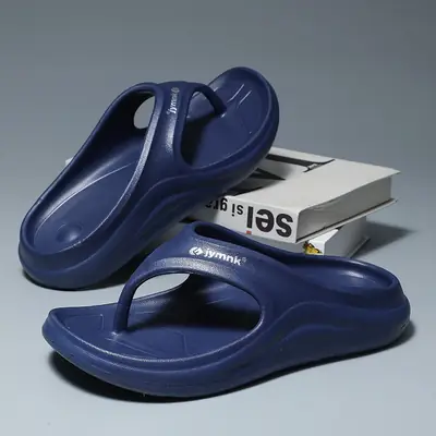 Men's Slippers for Summer Outer Wear Flip-Flops for Men 2025 New Non-Slip Men's Flip-Flops Beach Sandals for Men