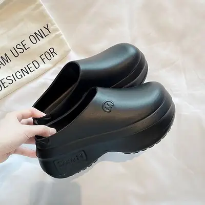 Thick-soled Baotou Half Slippers Women's Outer Wear 2024 New Arrival Lightweight Non-slip Waterproof Heightened Chef Shoes Ins Hole Shoes