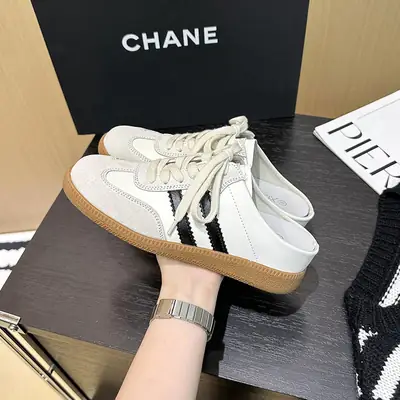 Women's White Heelless Training Shoes for Summer