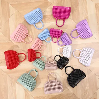 Red Jelly Textured Crossbody Bag with Chain