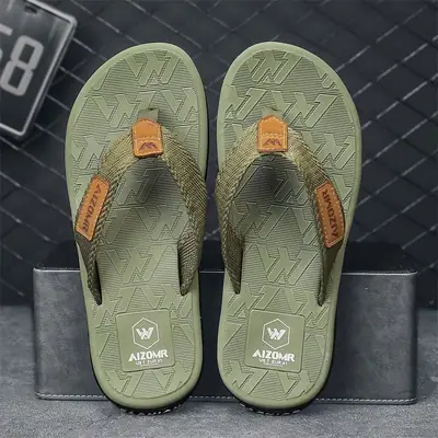 Flip-flops for Men 2024 New Summer Trendyy Outer Wear Soft Sole Non-slip Flip-flops Men's Casual Beach Slippers for Men