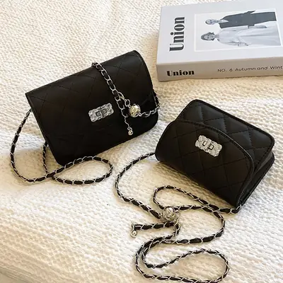 Women's White Chain Crossbody Bag 2024 New