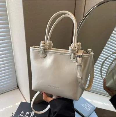 Red Korean Style Women's Shoulder Bag 2024