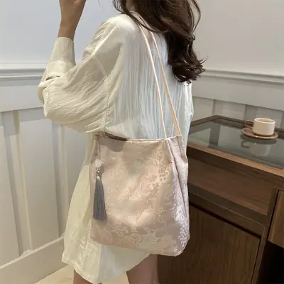 New Chinese Style Shoulder Bag for Women, Pink Silk Embroidery, 2025 Summer