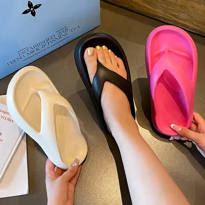 Women's Flip Flops Non-Slip Cushioned Summer Sandals