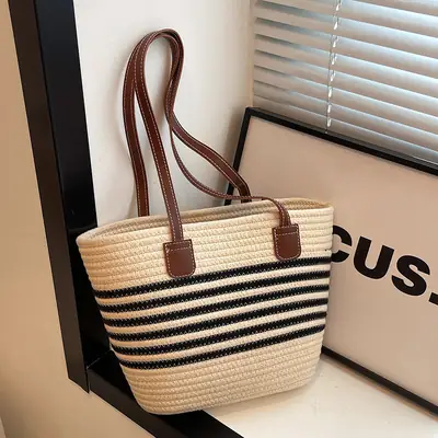 Straw Beach Bag Large Capacity Wind Resistant