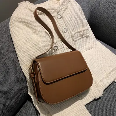 Black Textured Crossbody Bag 2024 New Style