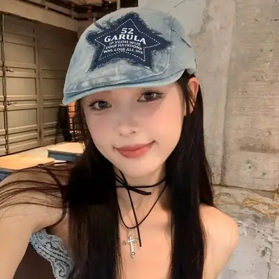 Y2K Star Patch Forward Cap Distressed Denim Vintage Beret Children Autumn Fashion Painter Cap