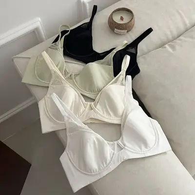 Traceless Underwear Women Large Chest Small Gather-up