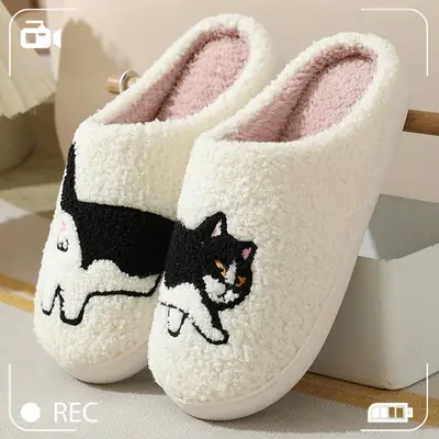 New Comfortable Home Cute Cartoon Kitten Winter Cotton Slippers for Men and Women Couple Warm Indoor Cotton Slippers