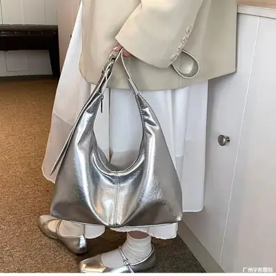 Korean Style Silver Soft Leather Tote Bag for Women