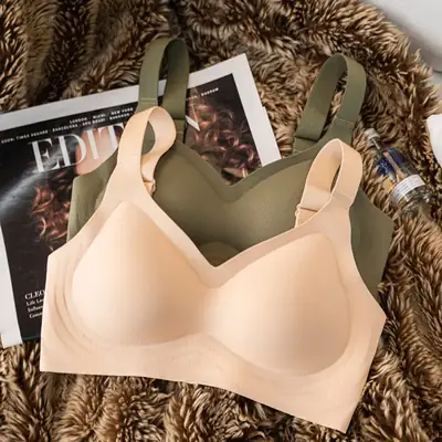 Minimalist Invisible Bra with Detachable Straps