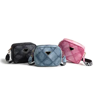 Black Rhombus Denim Grain Shoulder Bag
