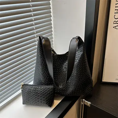 Women 2026 Shoulder Bag Black Textured Large Capacity