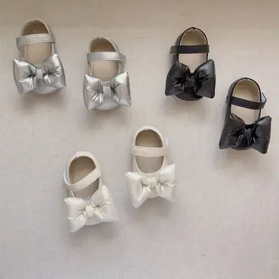 0-2 Years Old Autumn New Toddler Shoes Korean Style Bow Soft Sole Soft Surface Non-slip Baby Shoes Velcro Anti-drop Shoes