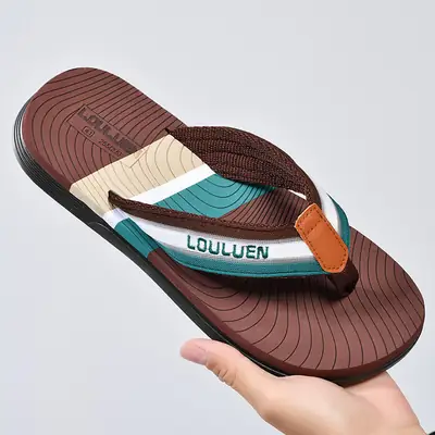 Fujian Men's Non-Slip Beach Flip Flops Brown