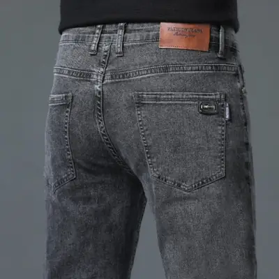 Men's Black Slim Fit Straight Leg Jeans 2024