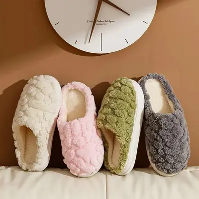 2026 Autumn and Winter New Cotton Slippers for Outdoor Wear, Warm Plush Couple Slippers, Non-Slip Furry Women's Cotton Slippers, Home Slippers for Men