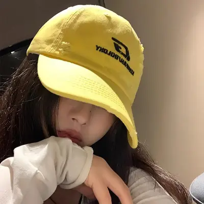 American Hip Hop Cap Women Summer 2024 Red Yellow Beige