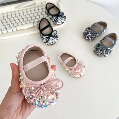 2026 Girls' Spring and Autumn New Fashion Sequin Shoes 0-2 Years Old Baby Shoes Rubber Soft Sole Infant Walking Shoes