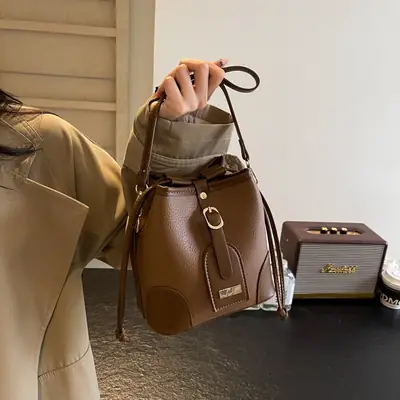 Vintage Brown Bucket Bag for Women 2024