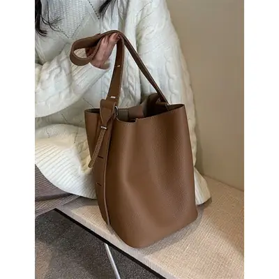 Brown French Large Capacity Shoulder Bag