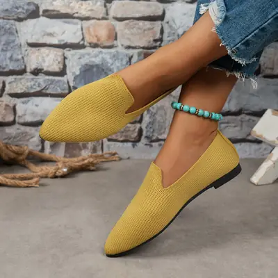 Plus Size Knitted Pointed Toe Slip-On Flats