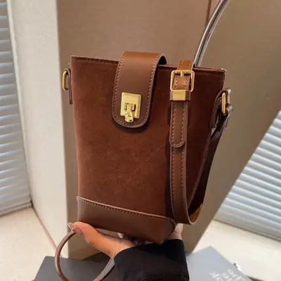Korean Style Black Bucket Bag for Women 2026