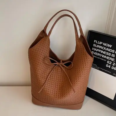 Women's Black Textured Shoulder Bag 2024 New Large Capacity