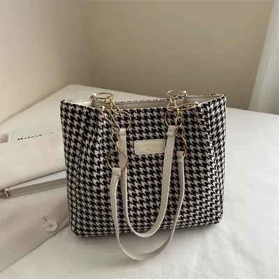 Large Capacity Houndstooth Chain Tote Bag