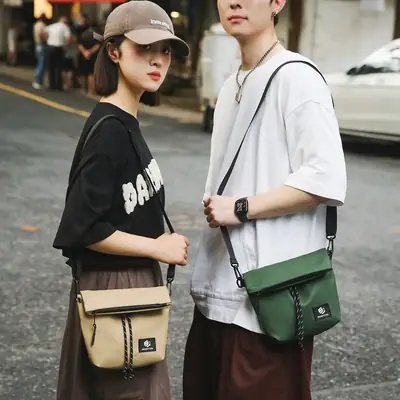 Japanese Casual Crossbody Bag for Men Women Black