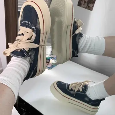 Women's Red Breathable Flat Sneakers 2025