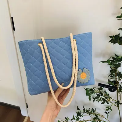 Women Quilted Sunflower Shoulder Bag Yellow 2024
