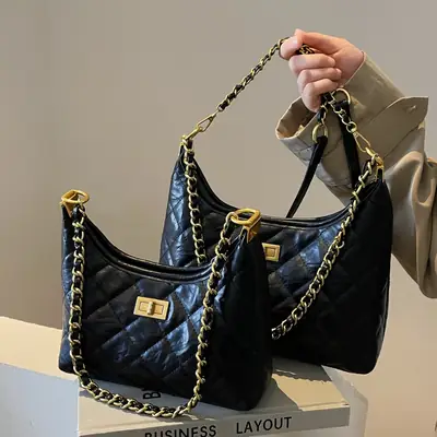Black Quilted Chain Tote Bag for Women 2025