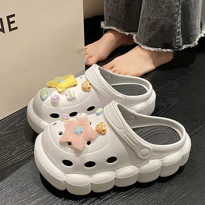 Women's Black Cloud Cave Sandals with Cute Embroidery