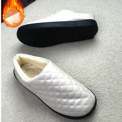 2026 Winter New Style Women's Cotton Slippers, Non-Slip Soft-Soled Mom Shoes, Casual Home Cotton Shoes, Fleece-Lined Waterproof Cotton Slippers