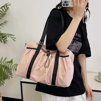 Large Capacity Casual Travel Tote Bag Lightweight Nylon Drawstring Shoulder Crossbody Bag