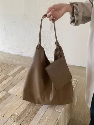 2026 Women's White Leather Tote Bag Large Capacity
