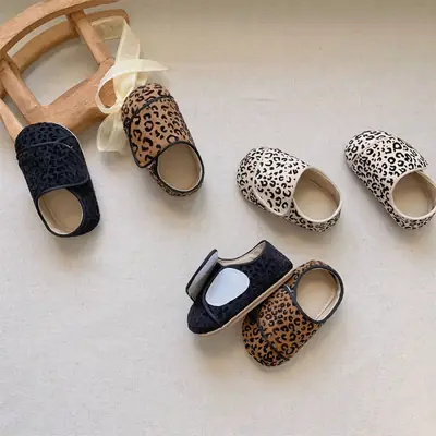 Korean Style New Baby Toddler Shoes Velcro Non-slip Soft Bottom Soft Surface Stereo Flocking Printed Leopard Print Bread Shoes