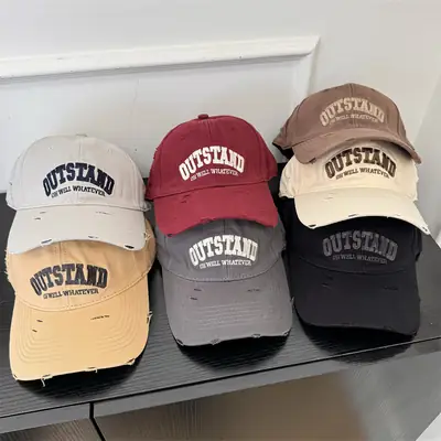 American Retro Baseball Caps with Embroidered Design