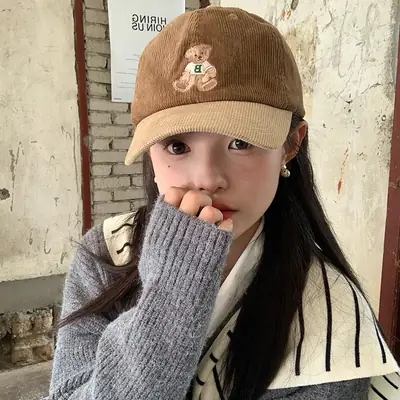 Women Bear Embroidered Baseball Cap Small Face