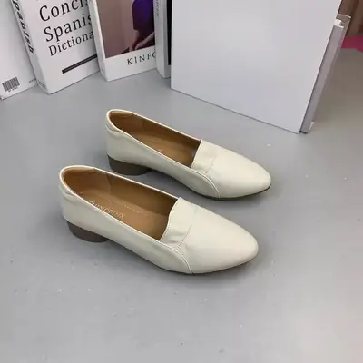 Women's Beige Low Heeled Soft Leather Flats