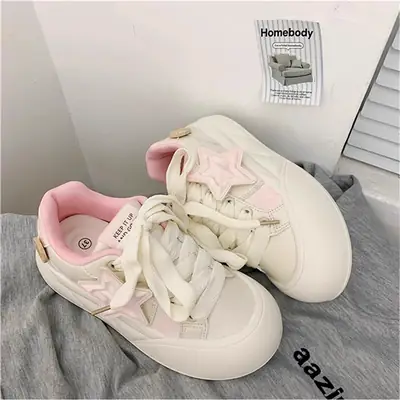 Cute Star-Themed White Women's Casual Sneakers