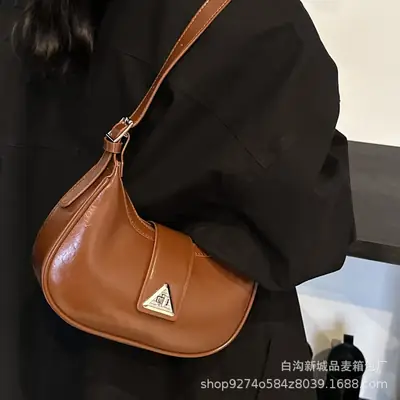 Vintage Red Leather Crossbody Bag for Women 2026