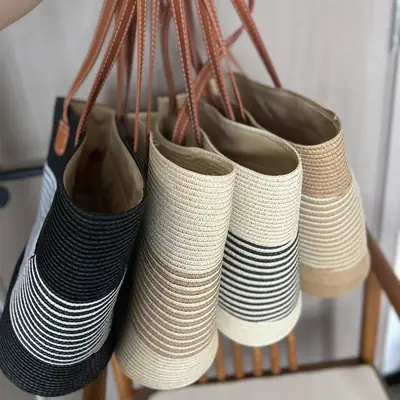 Vintage Niche Woven Beach Bag for Women 2026